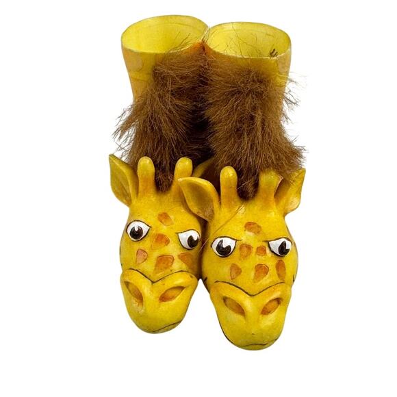 Willow Hall Shoo Shoo Figurine – Chomp Chomp Giraffe Boots – Design No. 24 - Picture 2 of 6